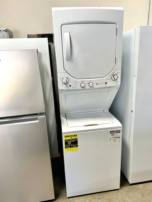 GE Spacemaker  GUD24GSSMWW 24 Inch Gas Laundry Center with Auto-load Sensing, Rotary Electronic Controls, Cycle Status Light, 11 Wash Cycles and 6 Wash/Rinse Temperatures 369542