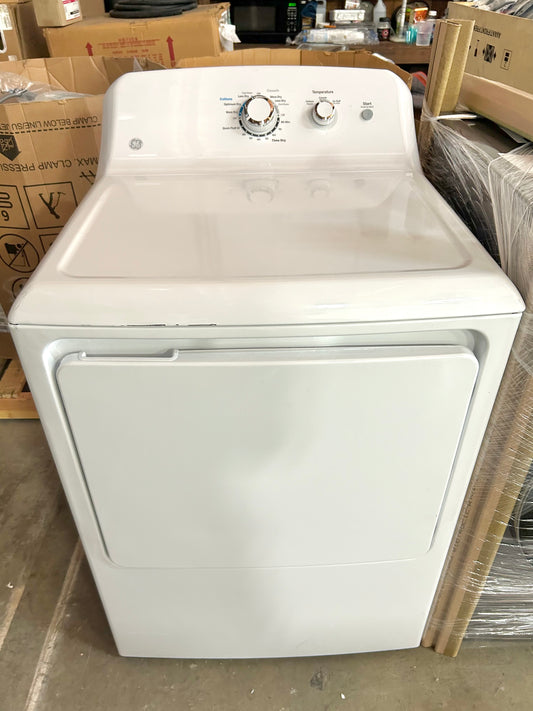 GE Gas Dryer in White 7.2 CU Ft New Open Box GTD33GASK1WW , 369558