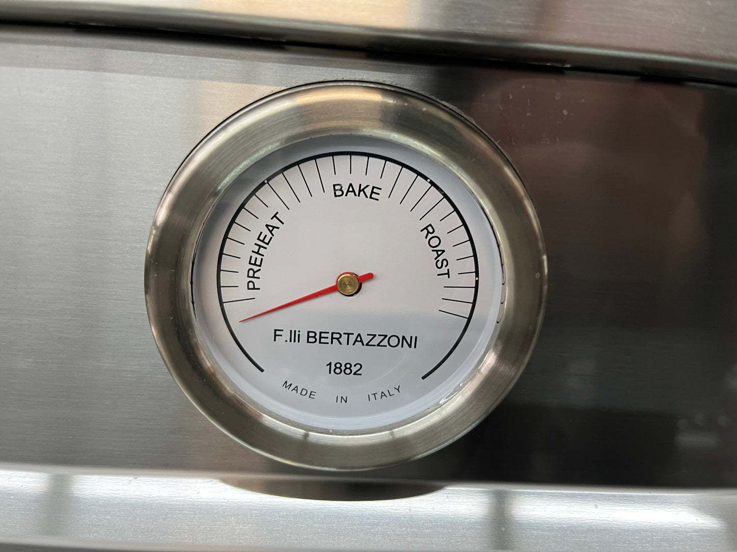Bertazzoni  MAST365GASXE 36 Inch Gas Range 5 Burners, Continuous Grates, Dual Convection, Temperature Gauge, Infrared Gas Broiler, Soft-Motion Door, CSA, Stainless Steel, Natural Gas, 369346