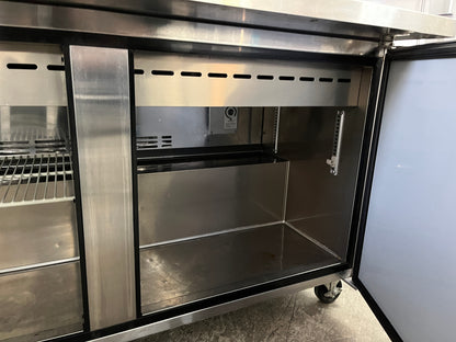 60 Inch Turbo Air MST-60-24, Sandwich Salad Prep Table Refrigerator , 2 Door, in Stainless Steel 369352