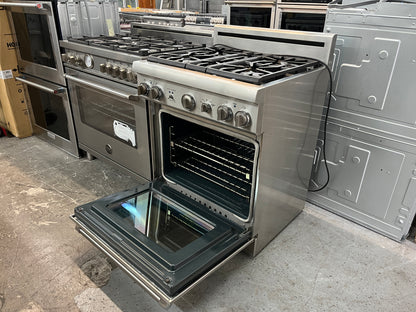 Thermador 30 Inch Pro-Style Gas Range,PRG304GH,Convection Oven,4 Sealed Burners,Continuous Grates,Extralow Simmer Feature,Telescopic Rack,Halogen Lightning,Sabbath mode,Natural Gas, Stainless Steel,Pro Harmony,888063