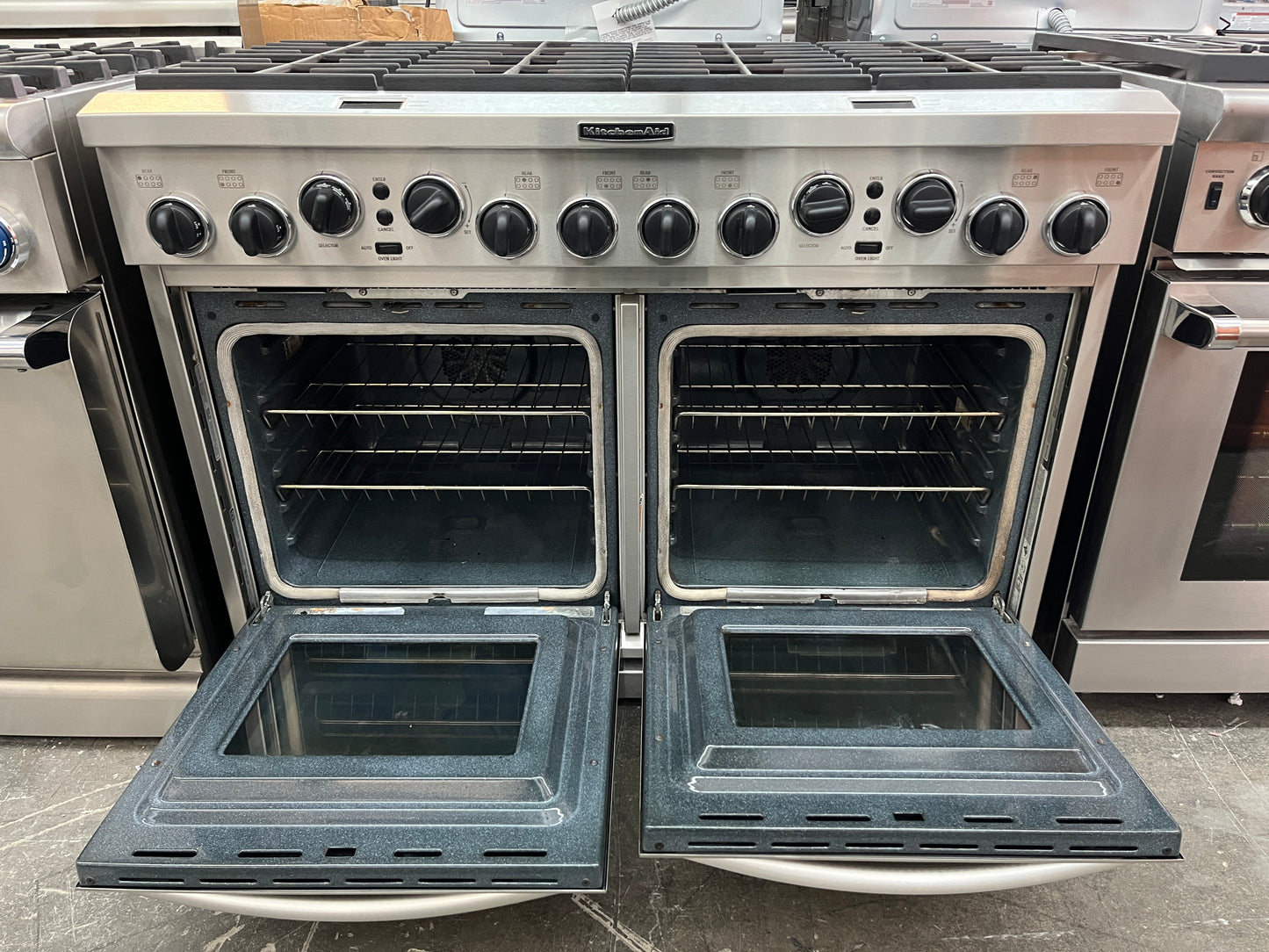 Kitchenaid 48 Inch KDRP487MSS Professional Gas Dual Fuel 8 Burner Range Stainless Steel KDRP487MS,6-15,000,2-6,000 BTU Burners,True Convection Ovens, 888025