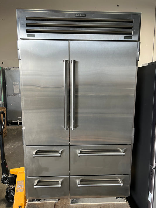 Sub-Zero 648PRO 48 Inch Built in Side by Side Refrigerator 18.4 cu. ft., 3 Adjustable Spillproof Glass Shelves, Dual Refrigeration System, Microprocessor Control, Auto-Close Hinge System, Sabbath Mode, Star-K Certification and Automatic Ice Maker, 369349