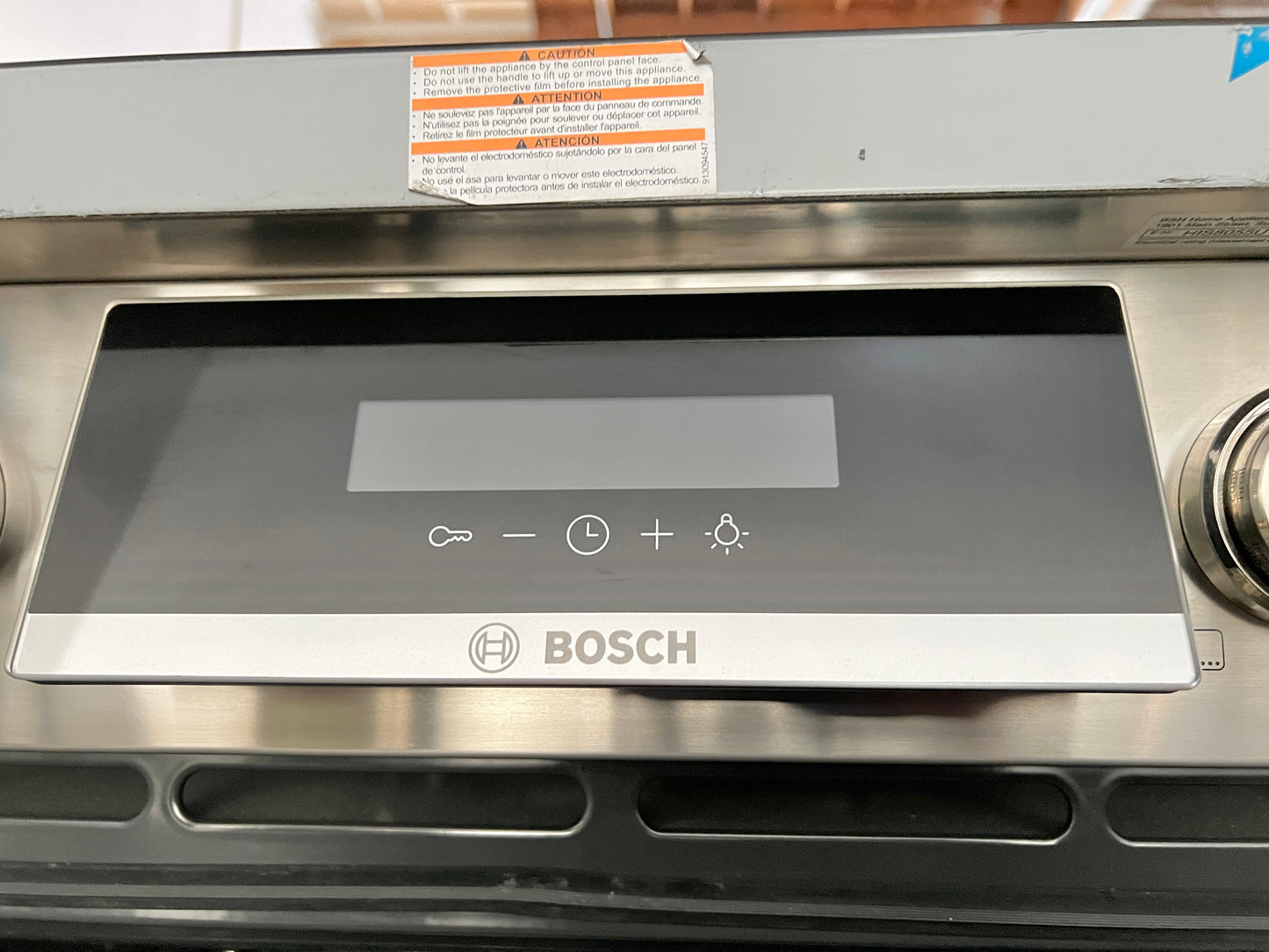 Bosch 800 Series  HIS8055U 30 Inch Freestanding Induction Range with 4 Elements, 10 Cooking Modes, QuietClose Door Hinges, Convection Oven, Sabbath Mode, and Digital Display , 369377