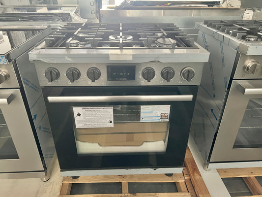 Bosch 800 Series  HDS8045U 30 Inch Dual Fuel Range 5 Sealed Burners, Convection Oven, European Convection, Heavy-Duty Metal Knobs, Double Ring Burner, 369532